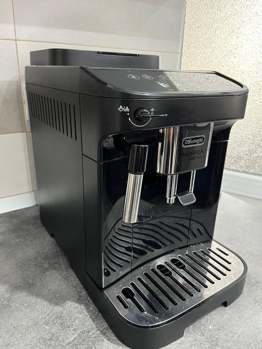 Espressor automat De'Longhi Magnifica Evo