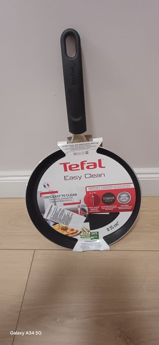 Tigaie tefal pentru clatite