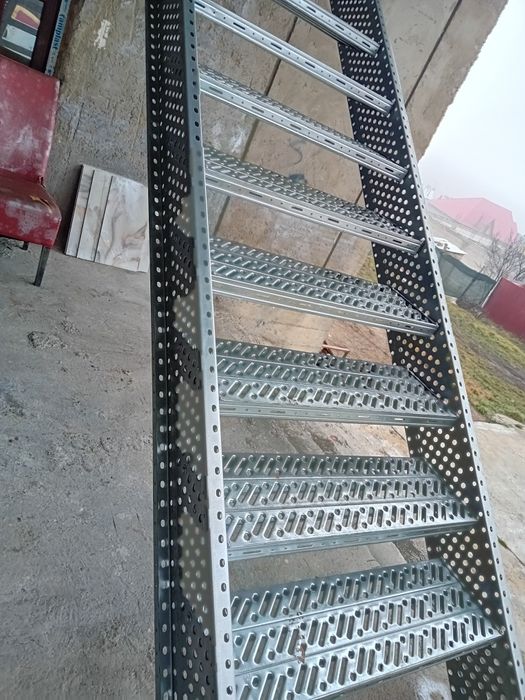 Scara metalica zincata 5m l exterior