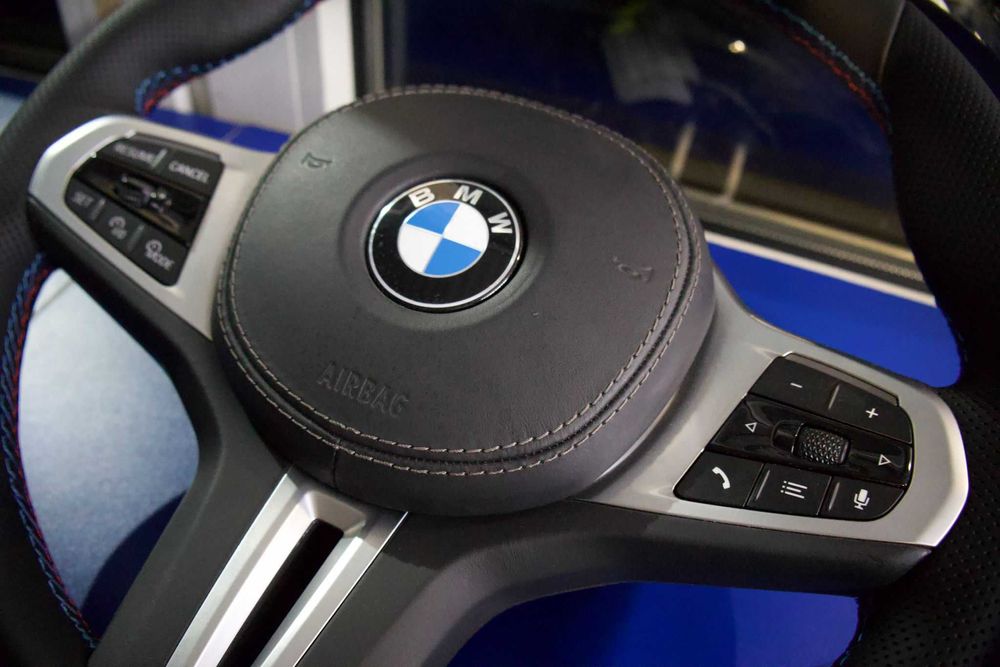 Volan Seria 5 G30 M Sport, piele perforata, cusături M Performance