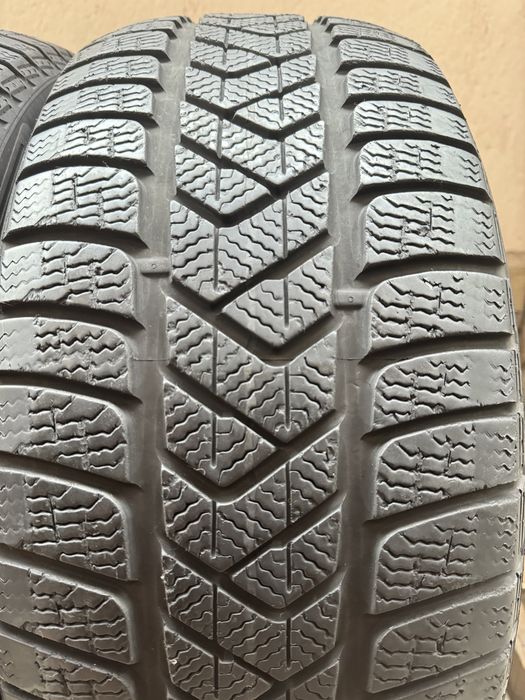 Автомобилни гуми 245 50 18 PIRELLI