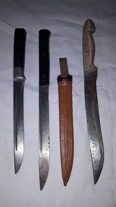 продаватсе стари ножове