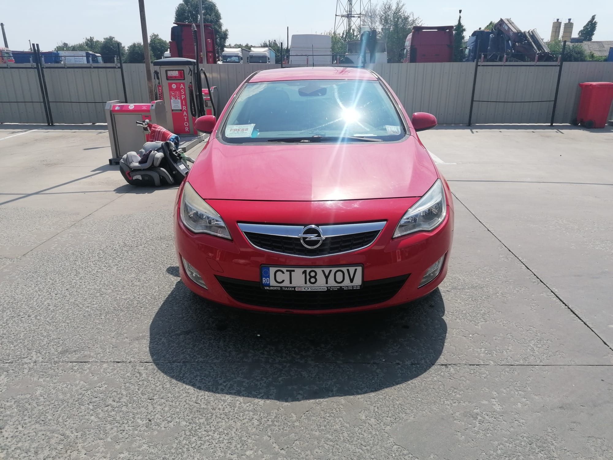 Opel Astra J 2010, 100cp