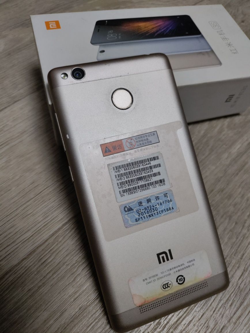 Продам смартфон Xiaomi