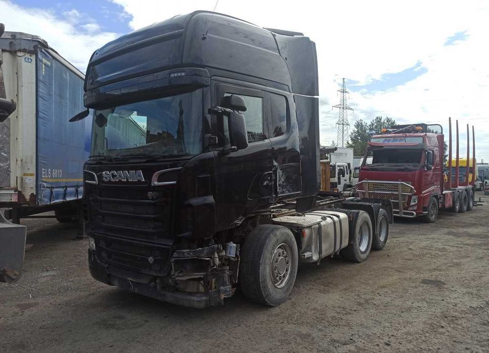 Dezmembrez Scania R -piese camion Scania R - piese motor Scania