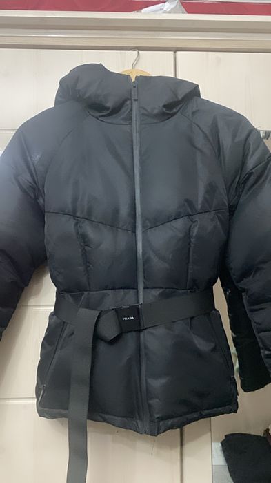 Куртка в отличном состояний