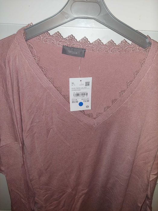 Pulover/rochie de toamna/iarna roz cu dantela TRANSPORT GRATUIT