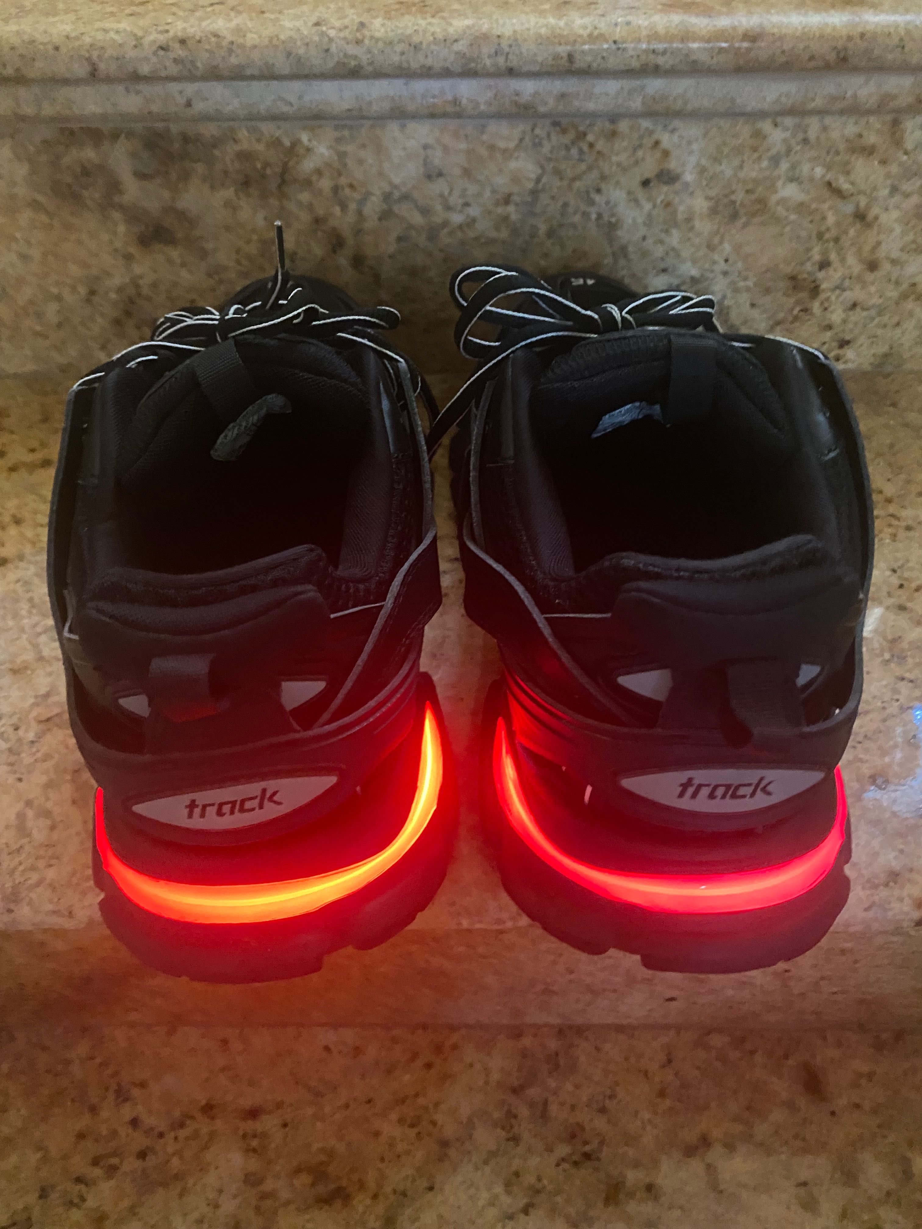 Оригинални Balenciaga Track Led