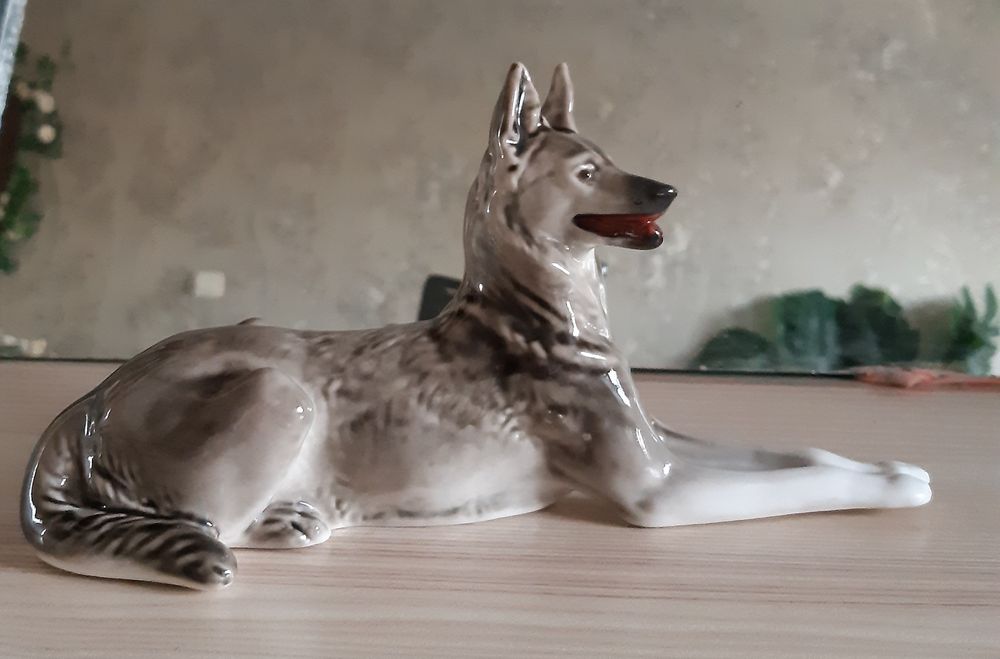 Статуэтка Собака