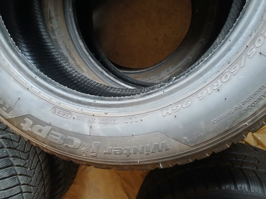 Зимни гуми 16цола Hankook 205/60/16-Michelin.7мм-грайфер. 2023година