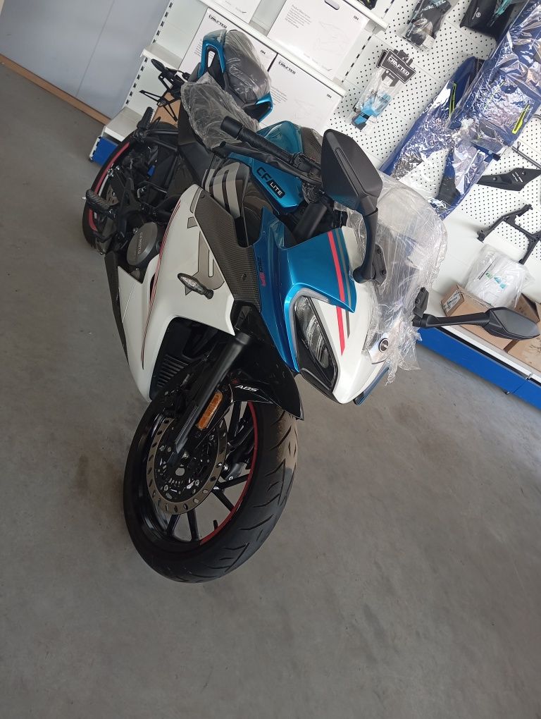 CFMOTO 250 SR -R  2 yill kafolat Evro 5 standartlariga javob beradi