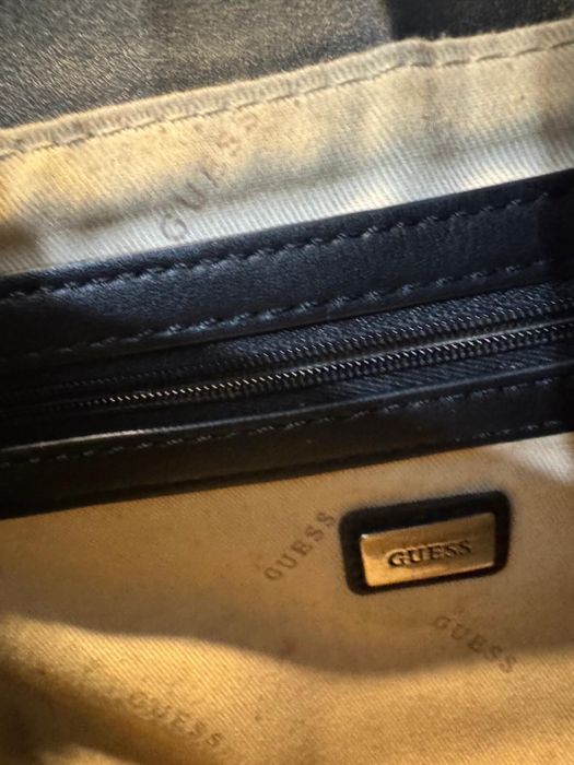 Geanta de umar guess