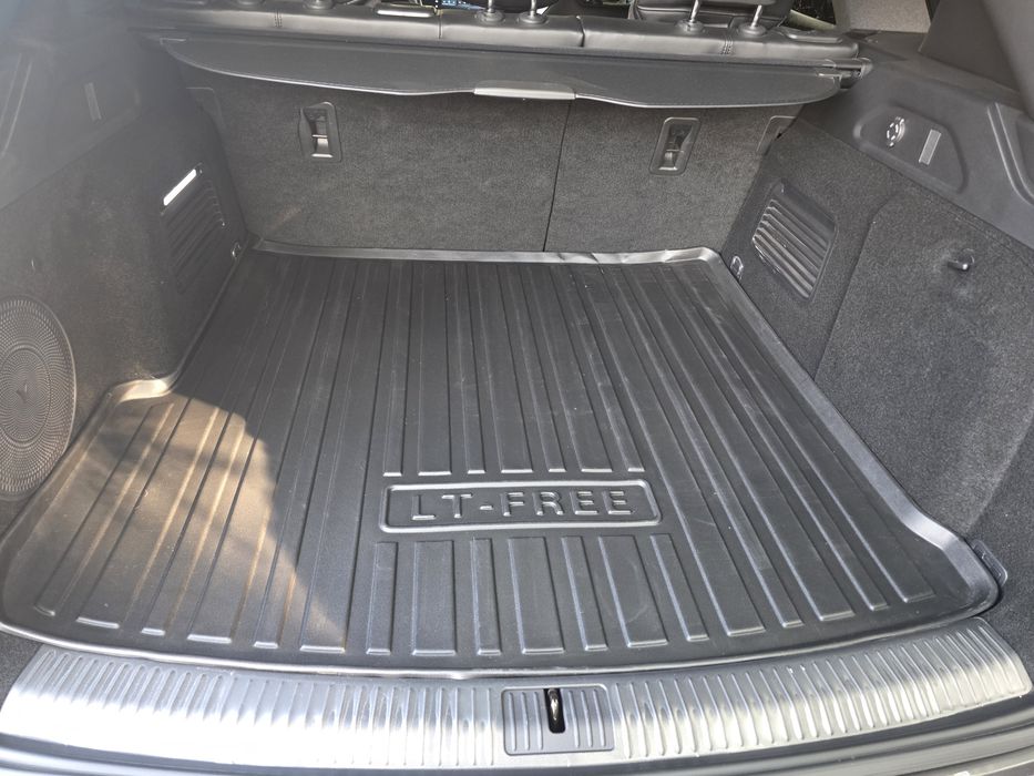 Полик в багажник Voyah Free