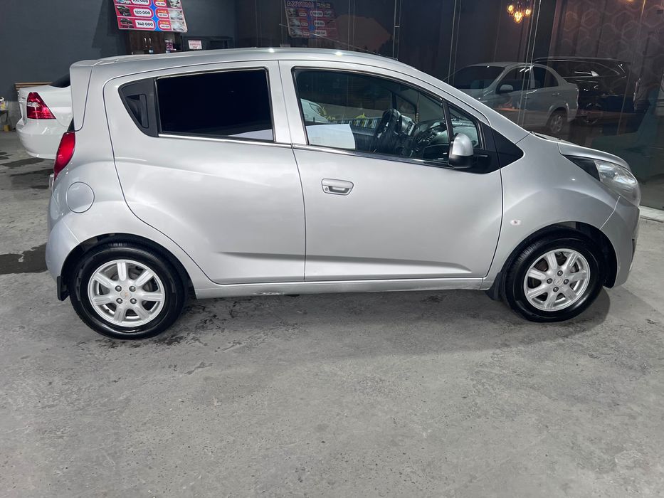 Спарк выкуп насияга банк эмас