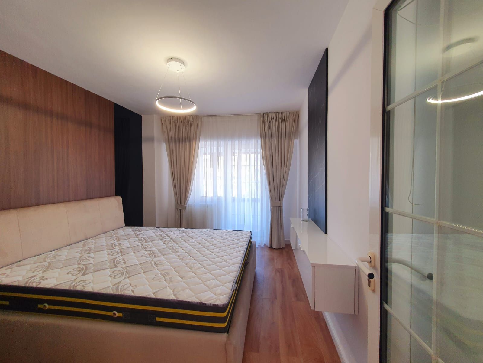 Apartament regim hotelier