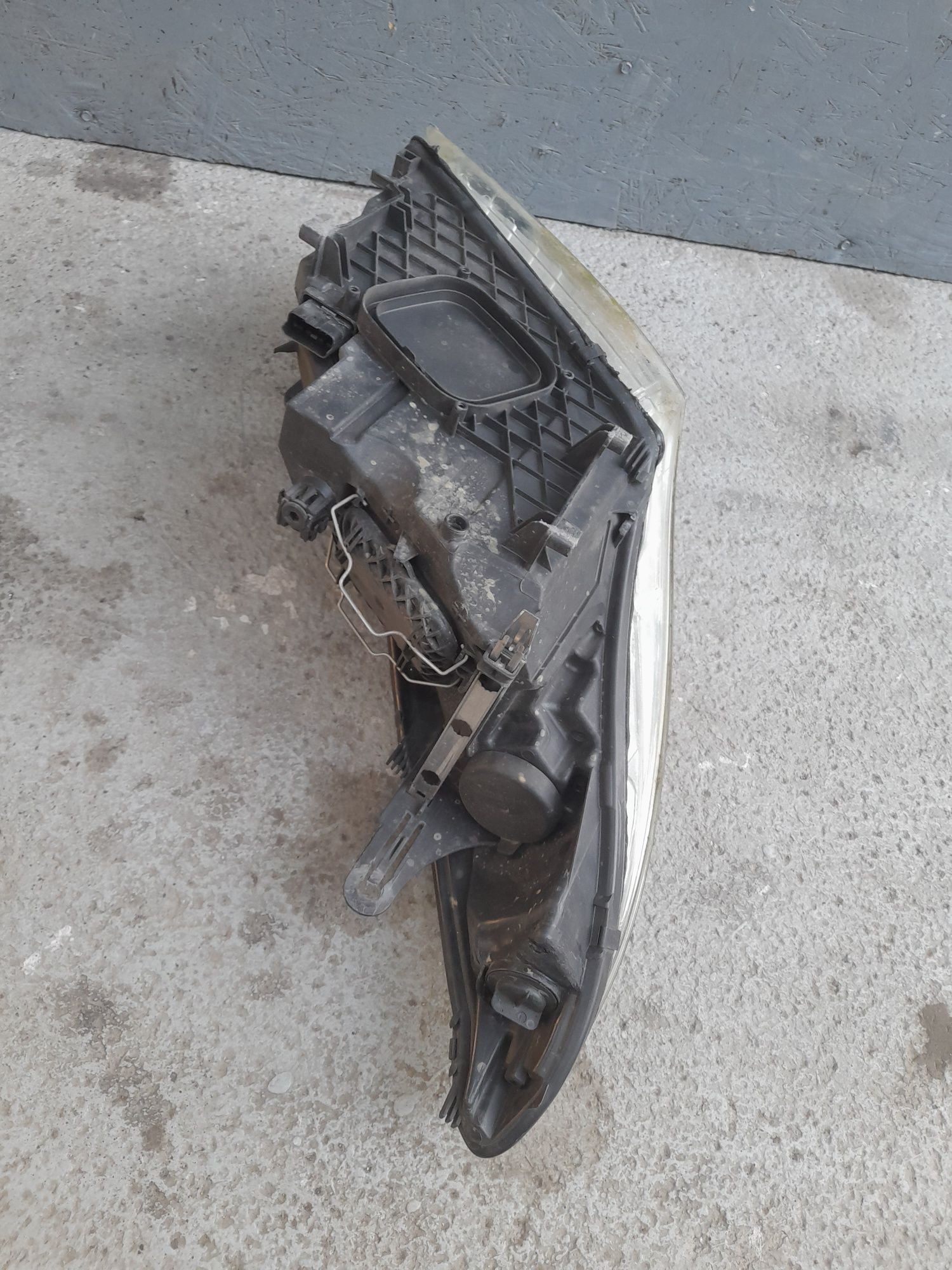 Far Stanga Complet Europa Renault Megane 3 An 2009-2013