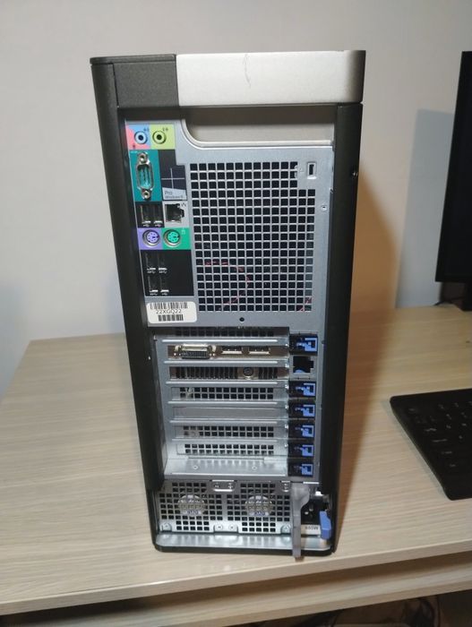 Server Dell T5810 , 18 cores/36 threads, 128gb Ram, Nvidia Quadro 5000