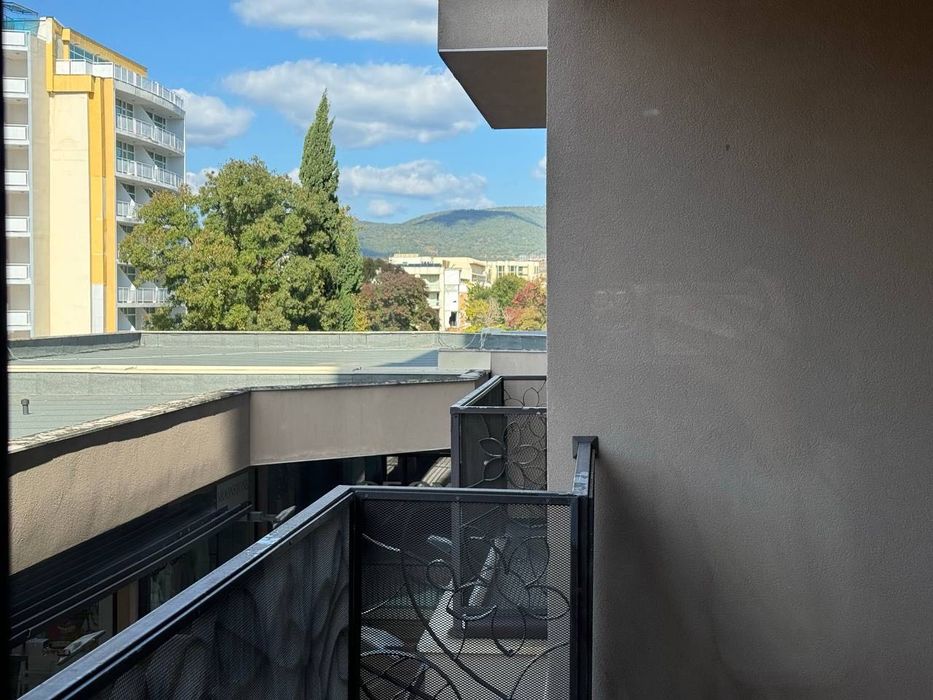 Продава се Едностаен апартамент в к.к. Слънчев бряг - 67 кв.м за 1246 €/кв.м - Снимка #5