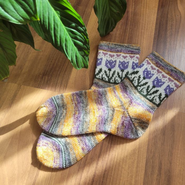 Вязаные жаккардовые носки