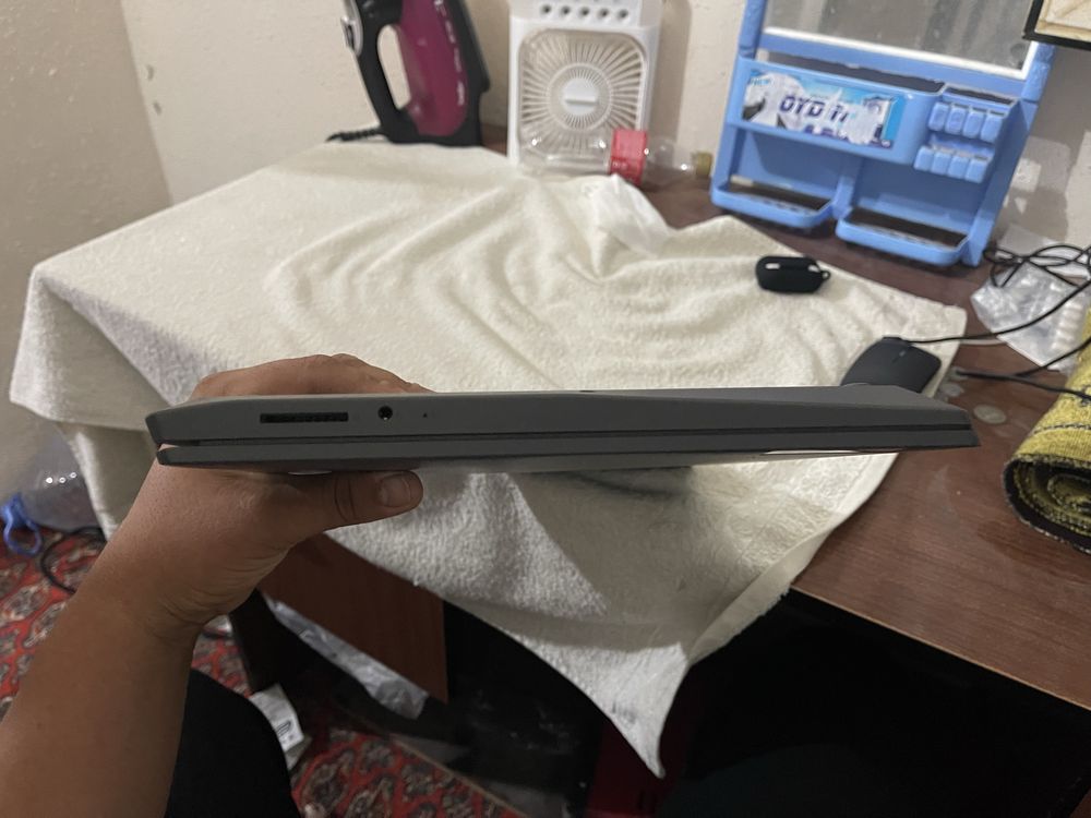 Lenovo  home pad 15  256 gb