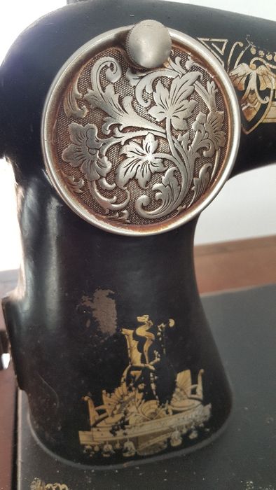 Vand masina antica de cusut SINGER original