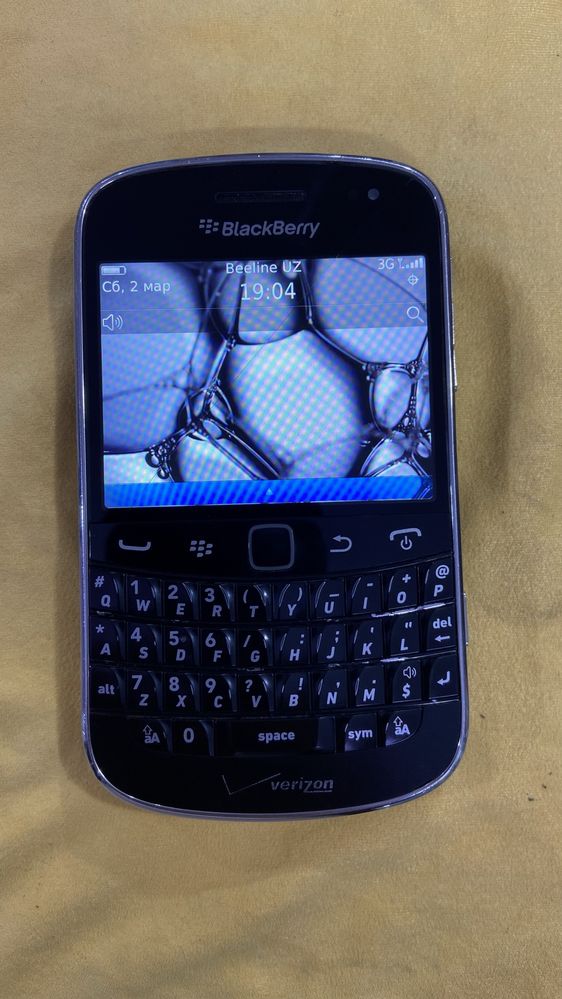 BlackBerry 9930 bold