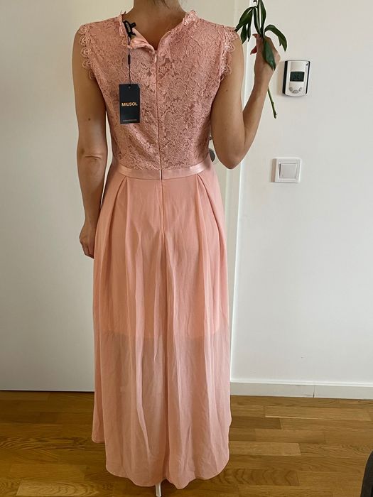 Rochie elegantă pentru fete