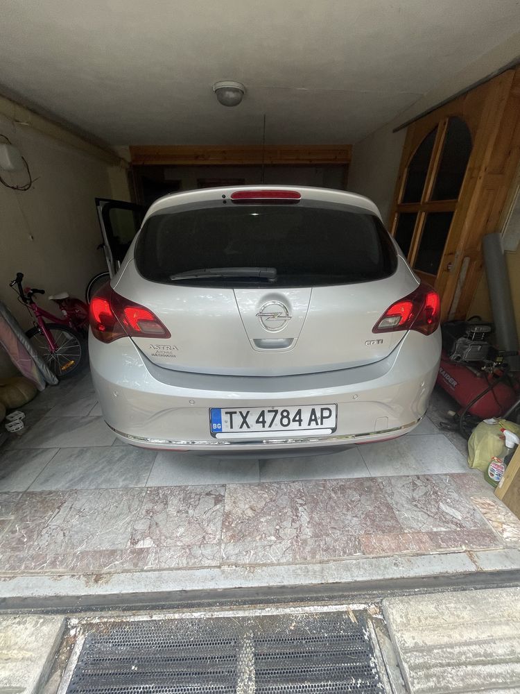 Opel Astra j 1.7CDTI