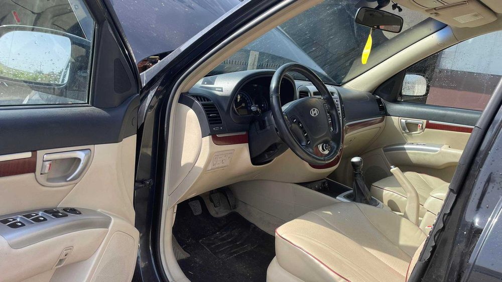 само на части Hyundai Santa Fe