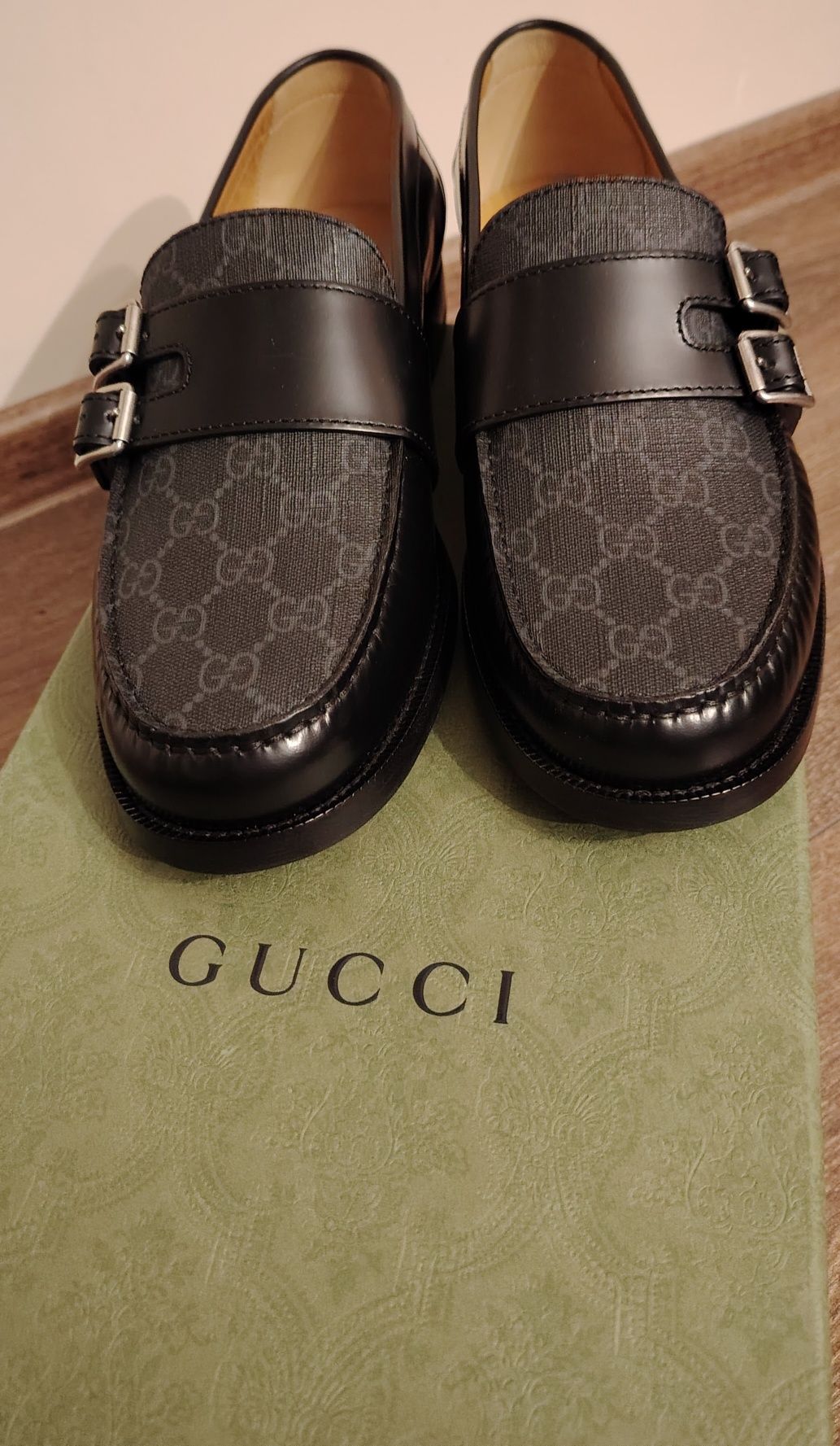 Gucci нови оригинални обувки
