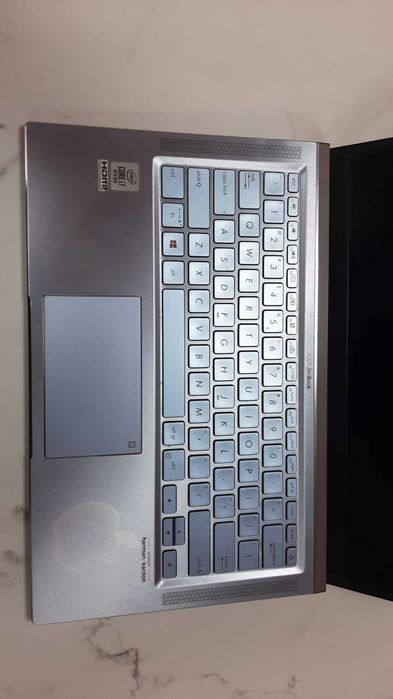 UP Bucuresti/Laptop ultraportabil ASUS ZenBook 14 UX431F/Garantie