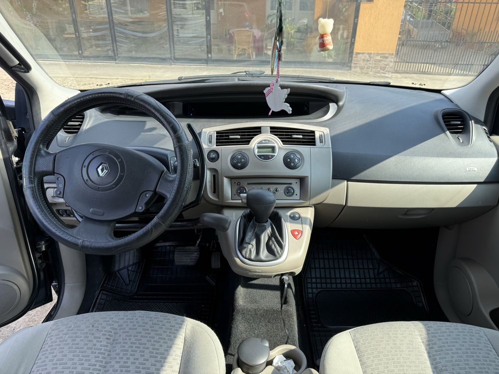Renault Scenic 1.6i 2006