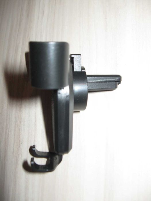 Поставка за телефон за кола