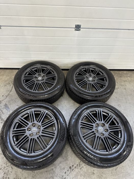Jante NOI 18 ORIGINALE Toyota Rav4 Vara 225/60/18 Lexus NX ChR 300