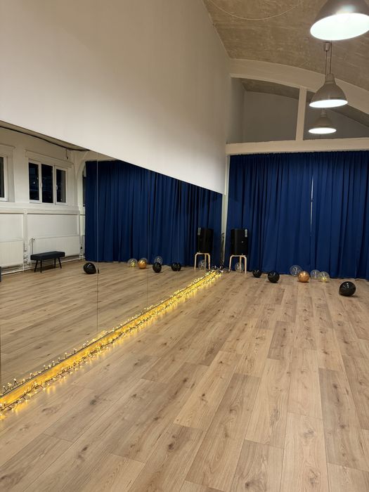 Inchiriere spatiu cursuri/ evenimente/petreceri/ sala de dans