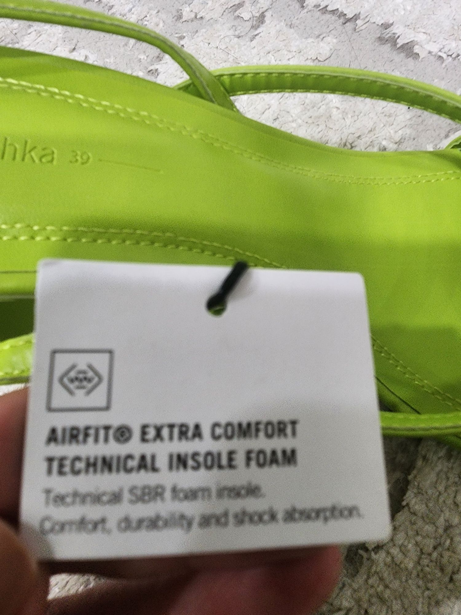Босоножки Bershka
