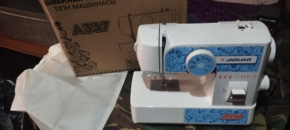 Швейная машинка JAGUAR А337