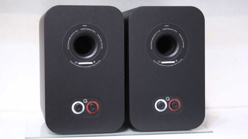 Boxe raft Acoustics 3030i.