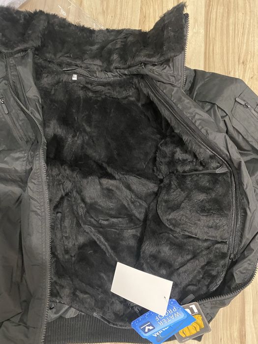 Работно яке ( сваляема подплата) ново с етикетите XL