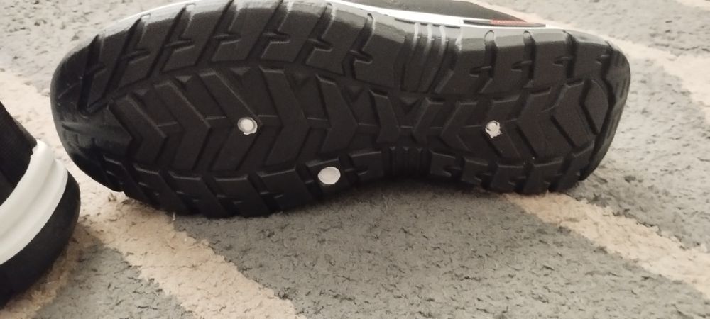 Тёплые зимние слипоны 40–41  обувь кросовки сапоги  ботинки. Одежда