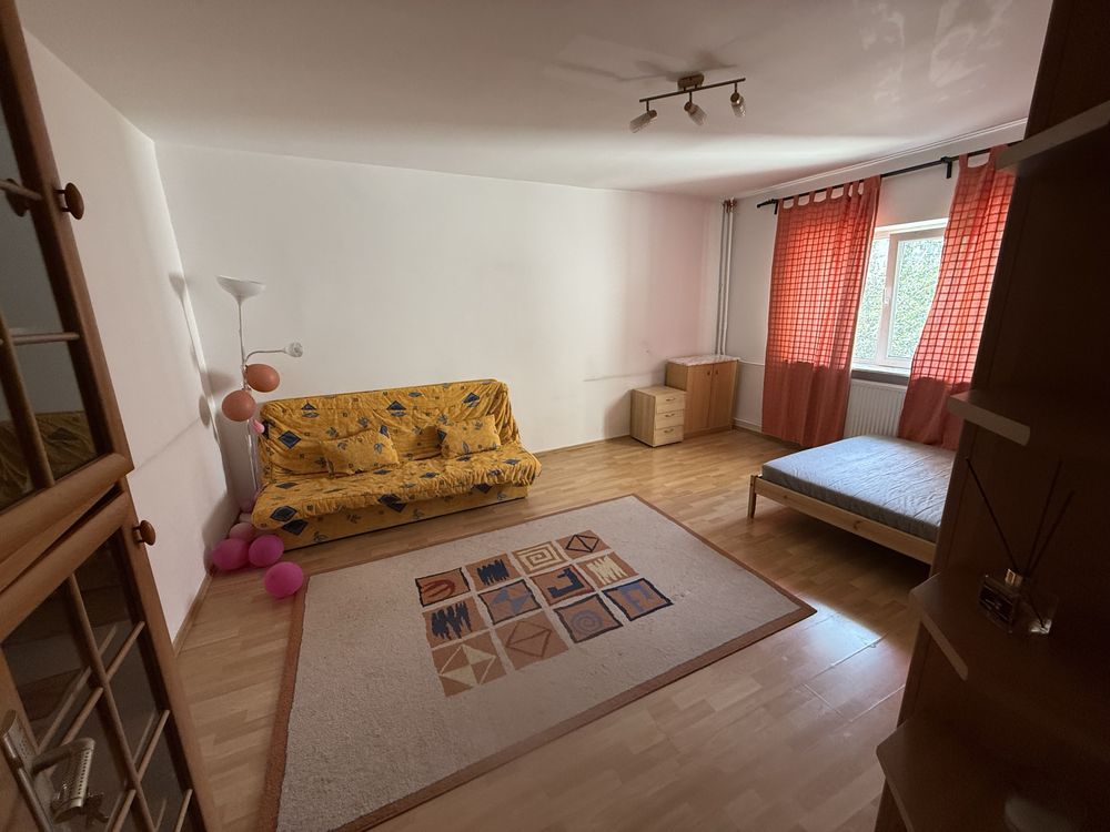 Apartament 3 camere, 77 mp, decomandat, zona Timpuri Noi/Mall Vitan
