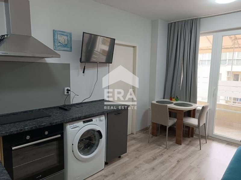 Дава се под наем Двустаен апартамент в Бургас, Меден рудник - зона А - 42 кв.м за 298.86 € - Снимка #2