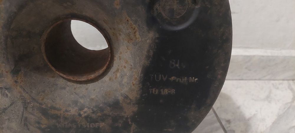 Резервна туба за гориво ВМW
оригинална