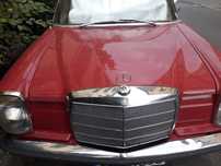 Mercedes-Benz W115 Mercedes bot de cal diesel restaurat