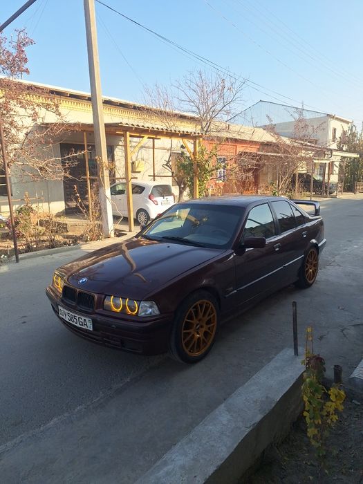 BMW E 36 avtomat Срочно