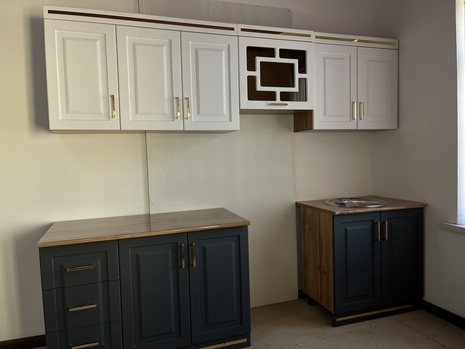 Новое кухонный гарнитур