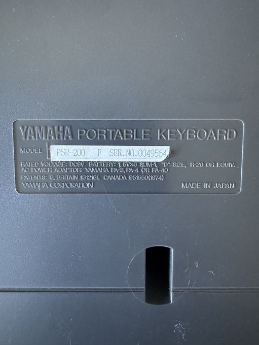 Синтезатор йоника Yamaha PSR-200