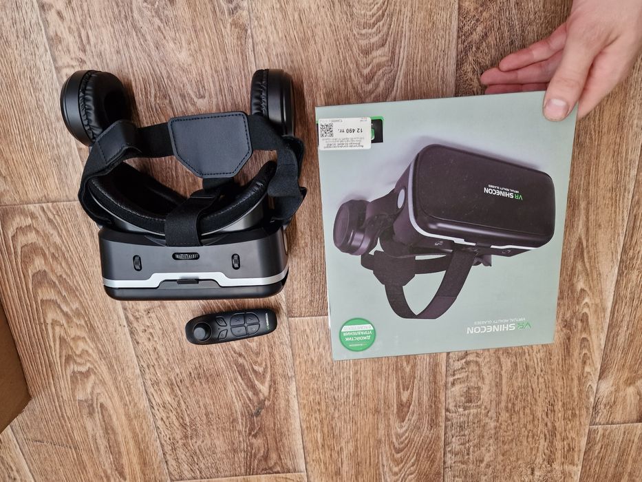 VR шлем для телефона.