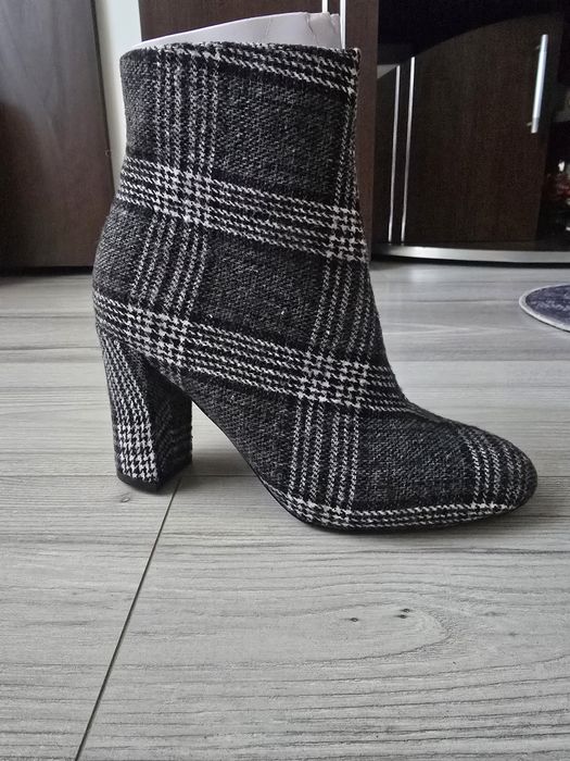 Ghete dama noi marime 38