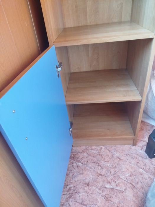 Продам шкаф-пенал. Состояние отличное.